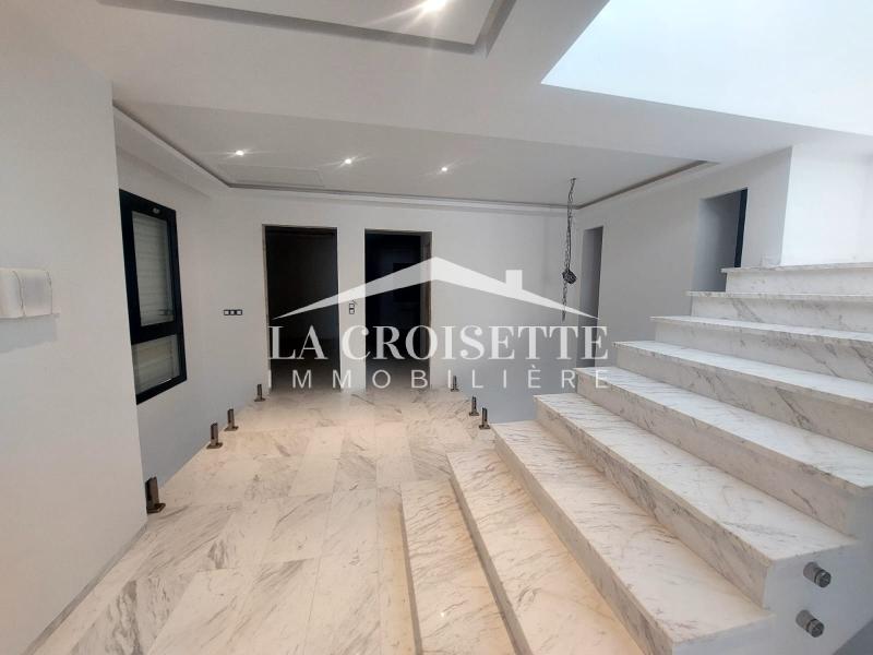 Villa s5 avec piscine à ammarth 
